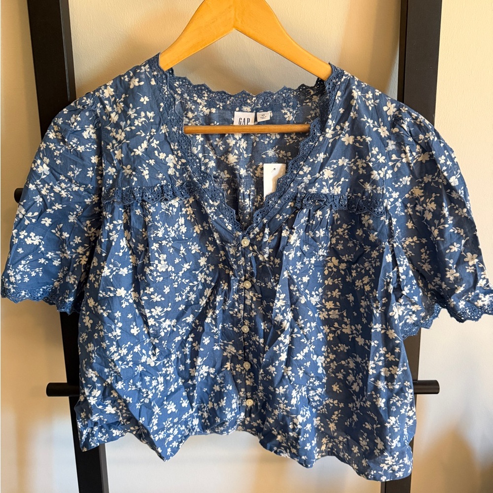 GAP Blue Floral Lace-Trim Button Blouse
